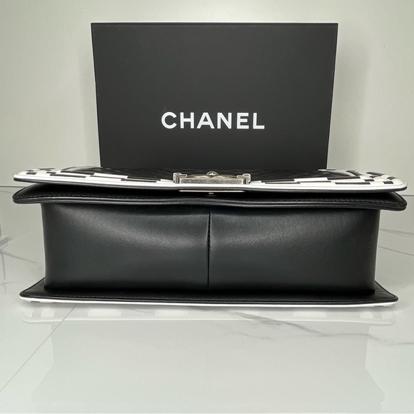 Chanel Checkerboard Trim New Medium Boy Flap Black White - Picture 3 of 4